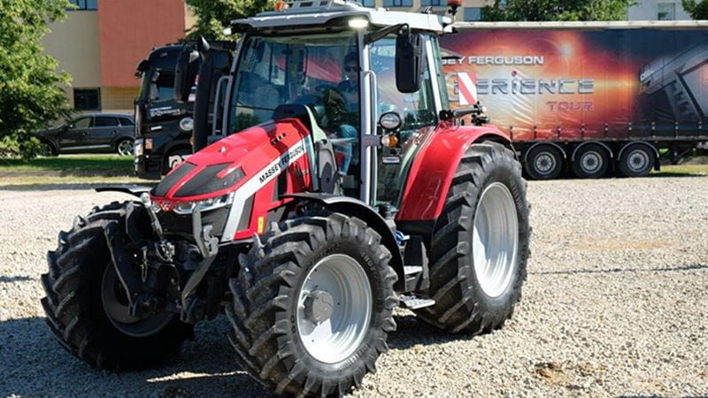 Massey Ferguson returns to the combine segment